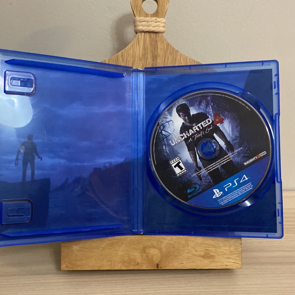 PS4 Uncharted 4 A Thief’s End 2016 Sony PlayStation 4 video game - Picture 2 of 5